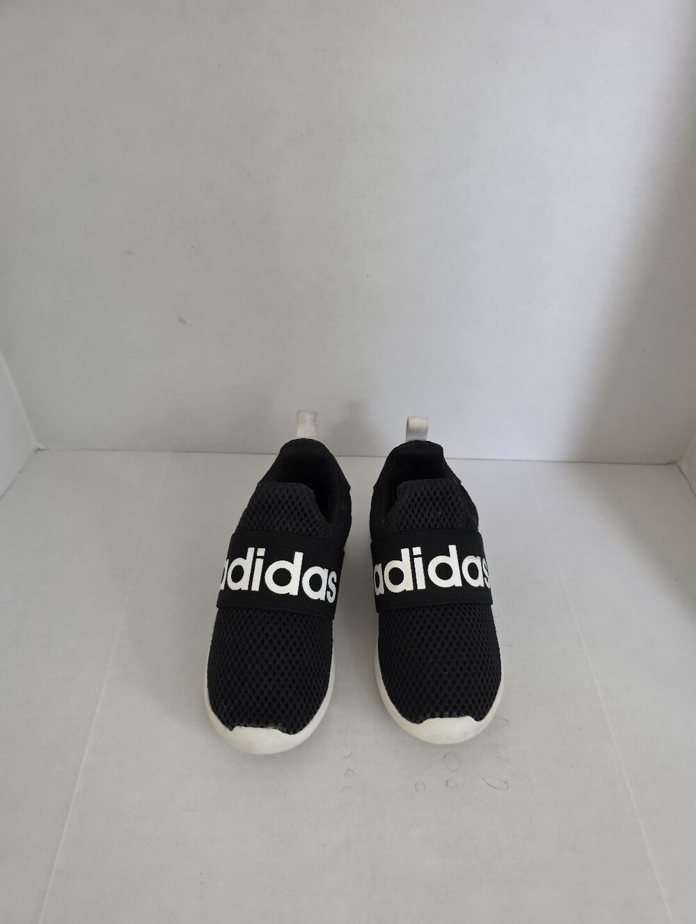 Adidas - Picture 2 of 3
